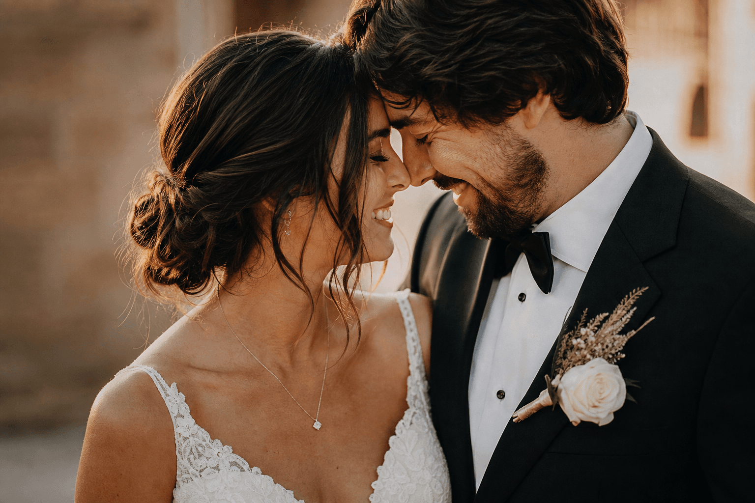 Emma & Thijs — tevreden bruidspaar